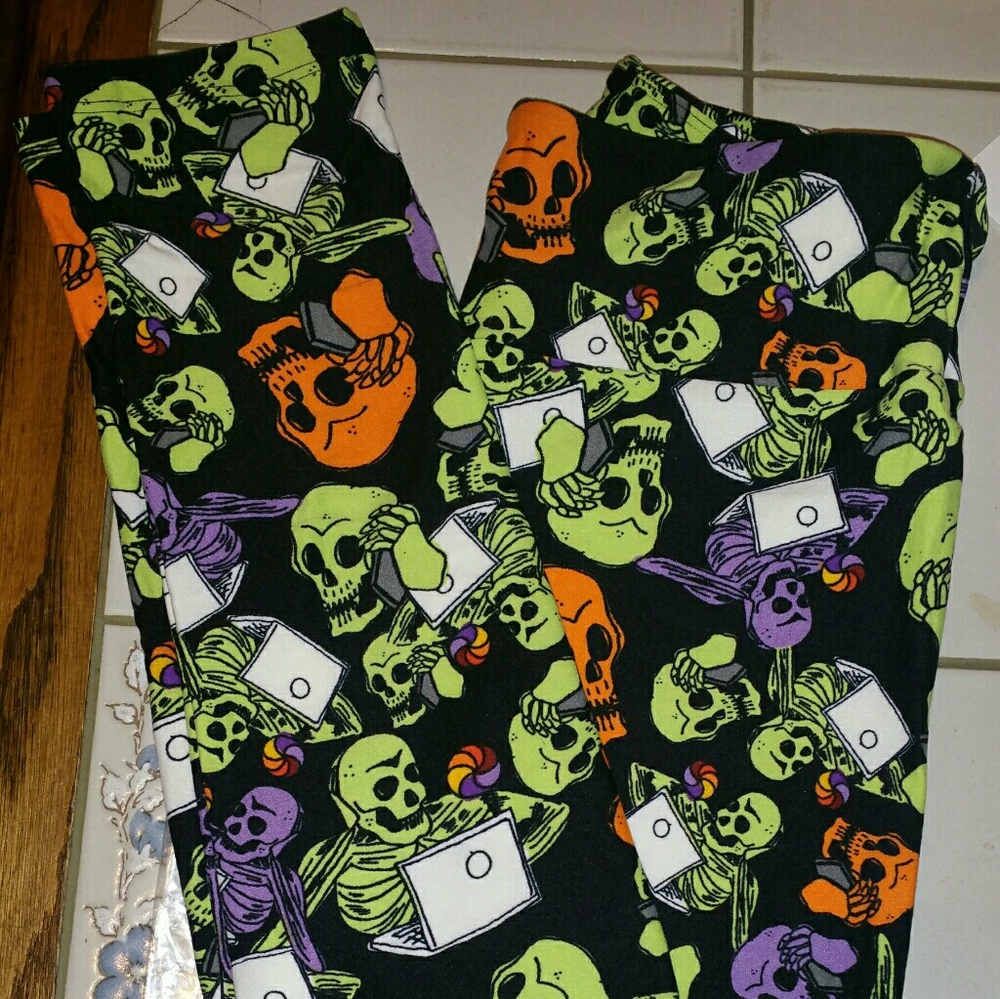 BNWT OS LEGGINGS